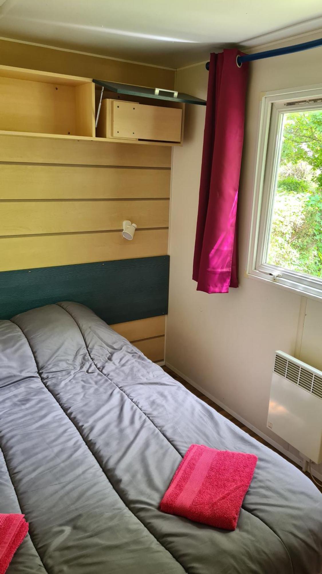 Camping Le Vallage Attigny Экстерьер фото
